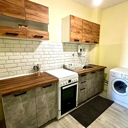 Ssenyange Apartamento *